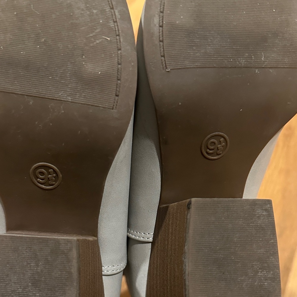 *last chance* SO | Women’s Stylish Gray Ankle Boots - Picture 11 of 15